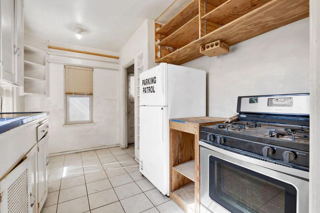 1932 Larkin Way Way, Sacramento, CA 95818