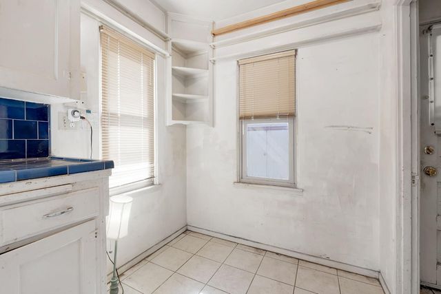 1932 Larkin Way Way, Sacramento, CA 95818