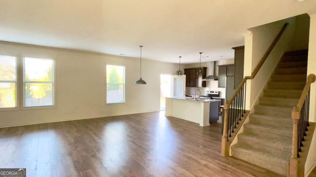 5406 Town Square Way, Flowery Branch, GA 30542