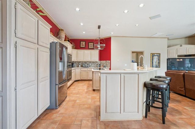 8000 NW 129th Circle, Oklahoma City, OK 73142