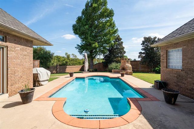 8000 NW 129th Circle, Oklahoma City, OK 73142