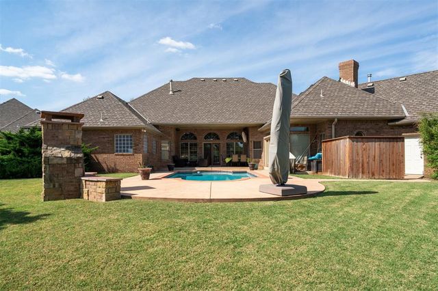 8000 NW 129th Circle, Oklahoma City, OK 73142