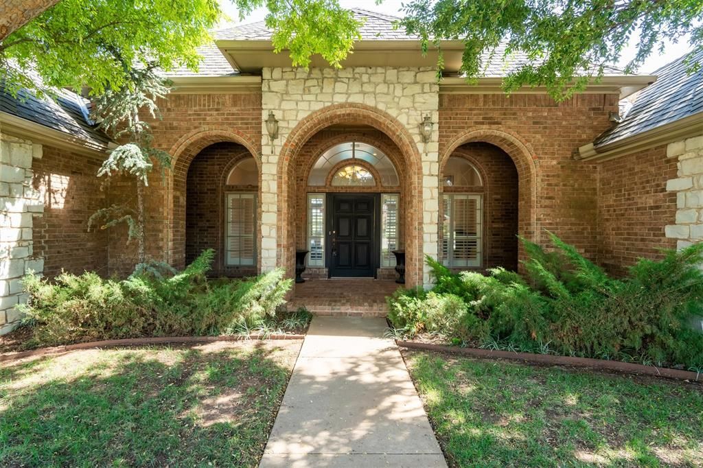 8000 NW 129th Circle, Oklahoma City, OK 73142