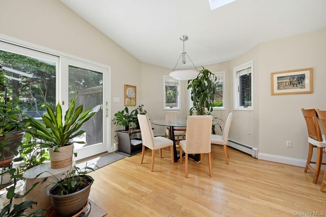 58 Reeve Road, Rockville Centre, NY 11570