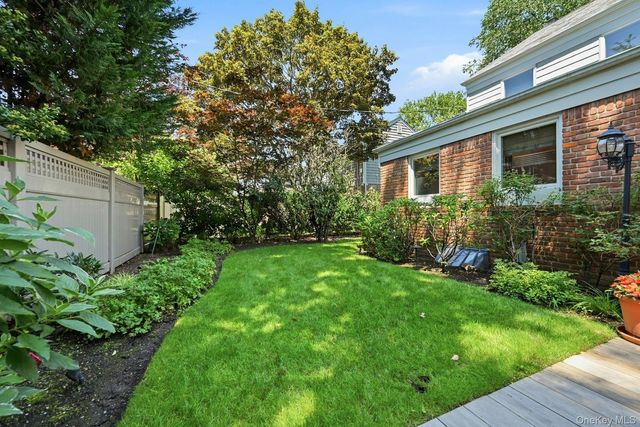 58 Reeve Road, Rockville Centre, NY 11570