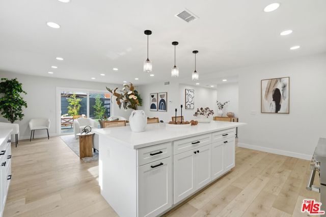 19891 Gloucester Lane, Huntington Beach, CA 92646