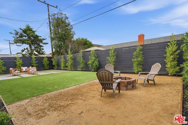 19891 Gloucester Lane, Huntington Beach, CA 92646