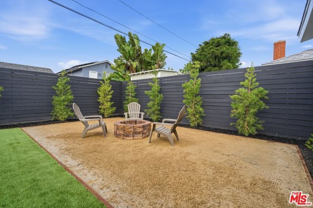 19891 Gloucester Lane, Huntington Beach, CA 92646