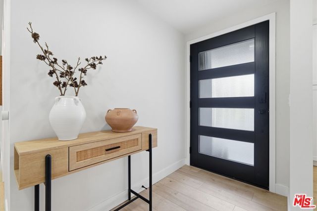 19891 Gloucester Lane, Huntington Beach, CA 92646