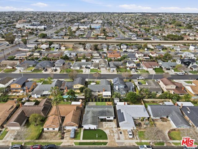 19891 Gloucester Lane, Huntington Beach, CA 92646