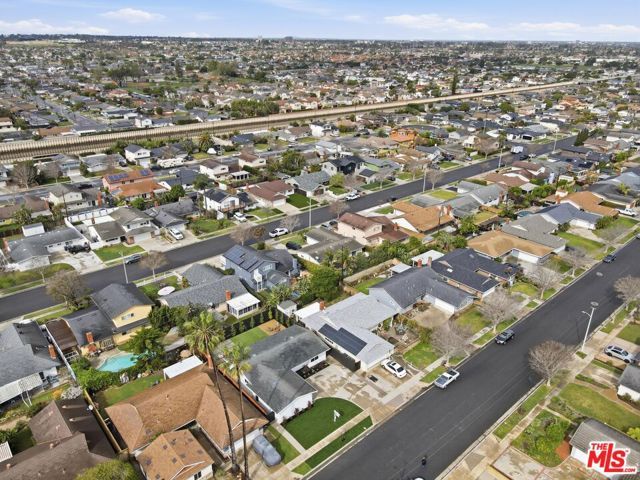 19891 Gloucester Lane, Huntington Beach, CA 92646