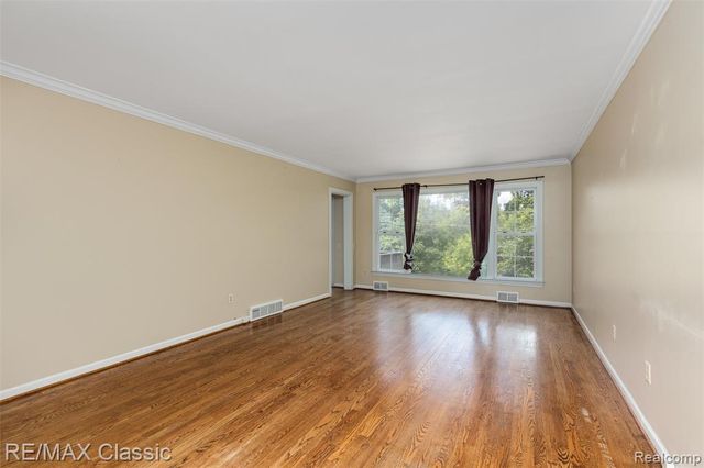 4268 Covered Bridge Road, Bloomfield Hills, MI 48302