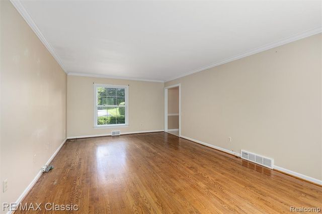 4268 Covered Bridge Road, Bloomfield Hills, MI 48302