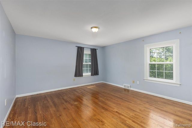 4268 Covered Bridge Road, Bloomfield Hills, MI 48302