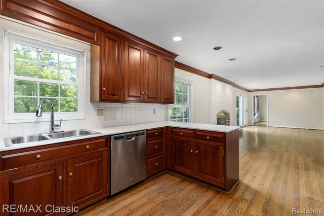 4268 Covered Bridge Road, Bloomfield Hills, MI 48302