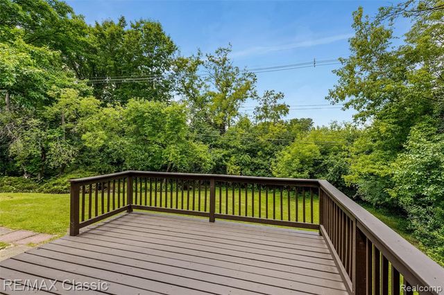 4268 Covered Bridge Road, Bloomfield Hills, MI 48302