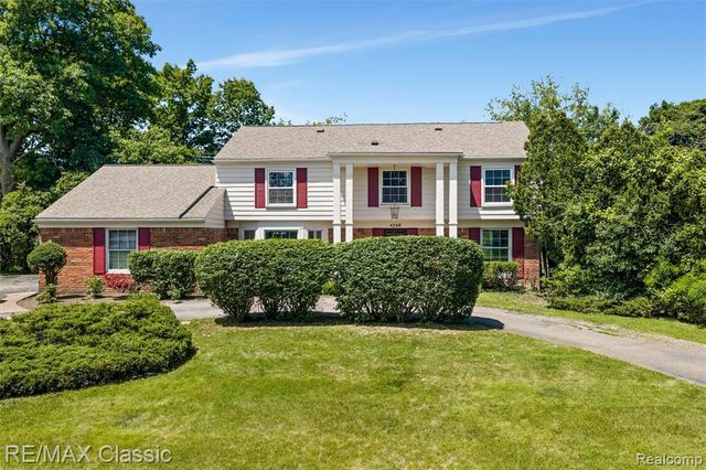 4268 Covered Bridge Road, Bloomfield Hills, MI 48302