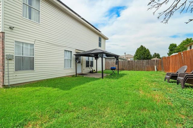 8709 Hunters Creek Drive, Fort Worth, TX 76123