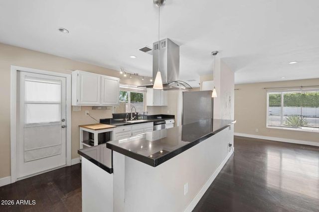 3817 N 49TH Place, Phoenix, AZ 85018