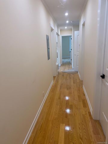 164-16 75th Road 2nd Floor, Fresh Meadows, NY 11366