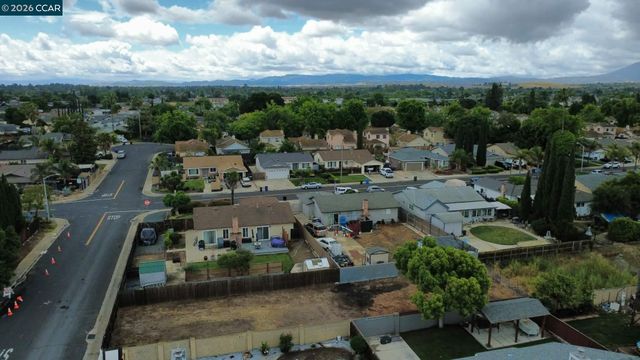 1801 Fairhaven Ct, Oakley, CA 94561