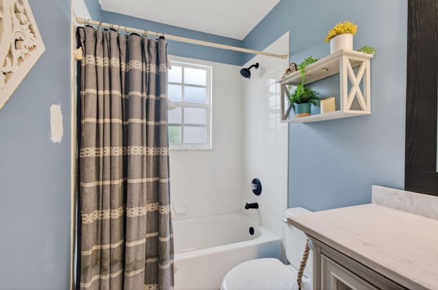 7574 Ironbridge Circle, Delray Beach, FL 33446