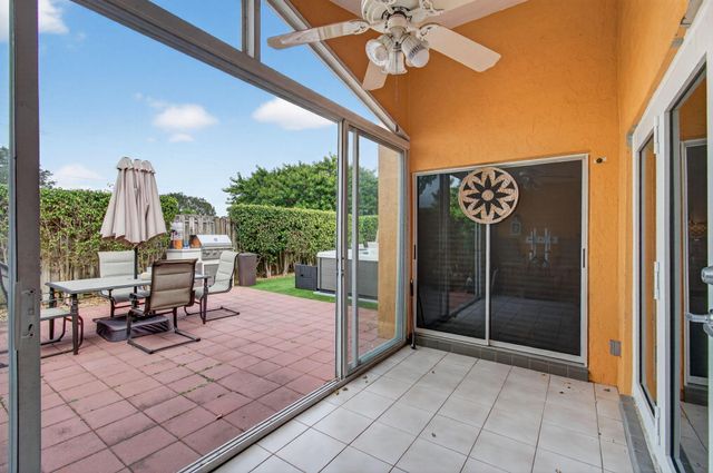 7574 Ironbridge Circle, Delray Beach, FL 33446