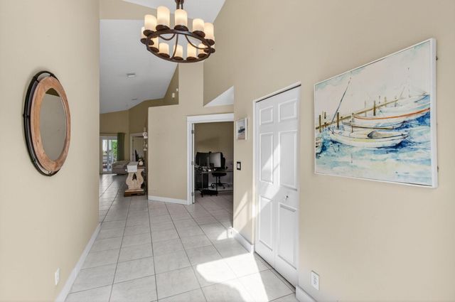 7574 Ironbridge Circle, Delray Beach, FL 33446