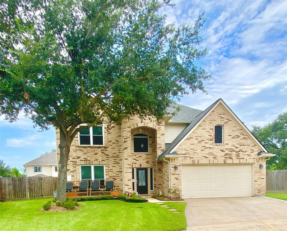 2204 Dawn Brook Court, Pearland, TX 77584