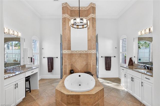 268 Cheshire WAY, Naples, FL 34110