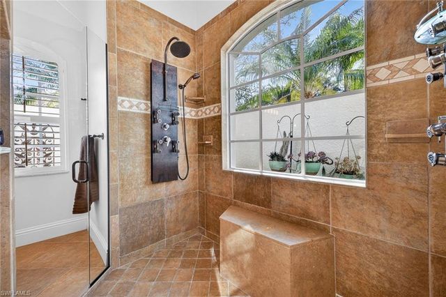 268 Cheshire WAY, Naples, FL 34110