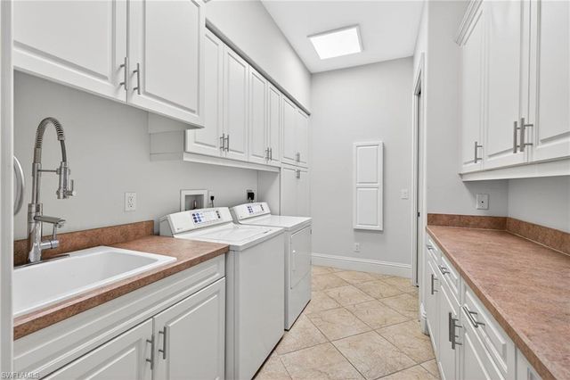 268 Cheshire WAY, Naples, FL 34110