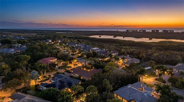 268 Cheshire WAY, Naples, FL 34110