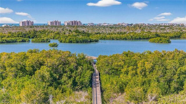 268 Cheshire WAY, Naples, FL 34110