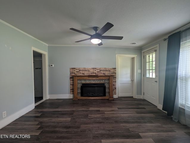 7421 Sevierville Pike, Knoxville, TN 37920
