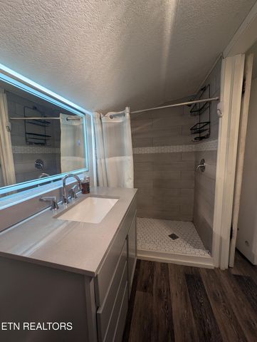 7421 Sevierville Pike, Knoxville, TN 37920