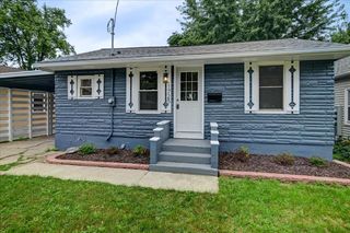 1725 Schlimgen Avenue, Madison, WI 53704