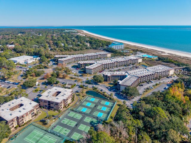 40 Folly Field Rd Apt B212, Hilton Head Island, SC 29928