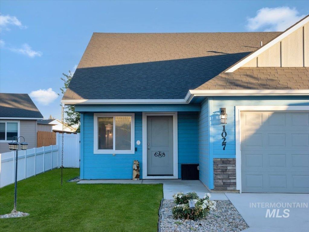 1027 W Butterfield, Weiser, ID 83672 photo 2