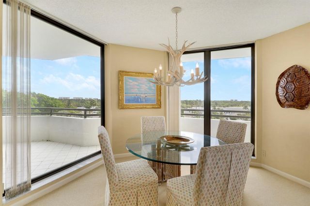 3322 Casseekey Island Road 604, Jupiter, FL 33477