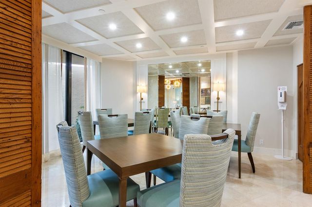 3322 Casseekey Island Road 604, Jupiter, FL 33477