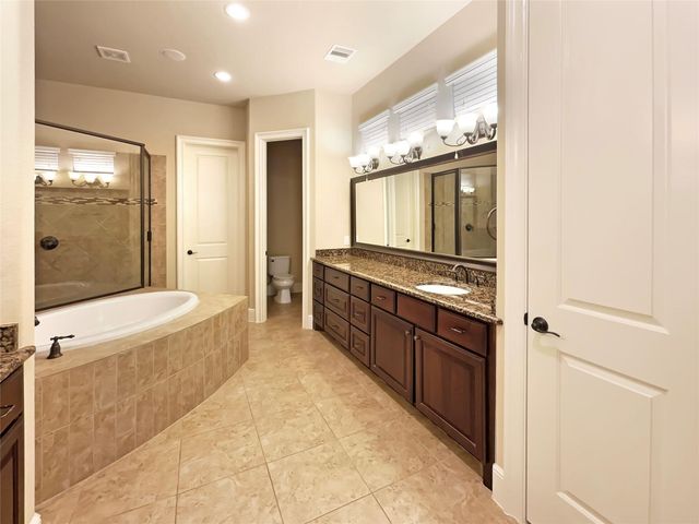 195 Flamingo Bay Drive, Missouri City, TX 77459