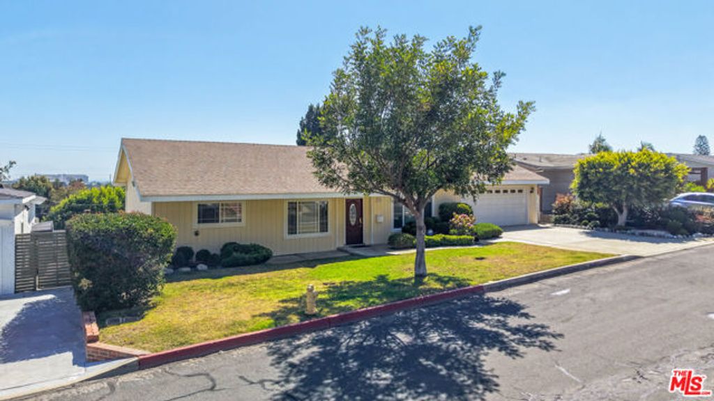 4065 Bluff Street, Torrance, CA 90505