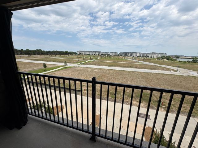 2008 Naples Drive, Rowlett, TX 75088