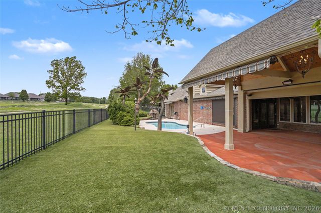 14220 S 50th East Avenue, Bixby, OK 74008