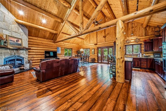10506 Mayfield Road, Chesterland, OH 44026