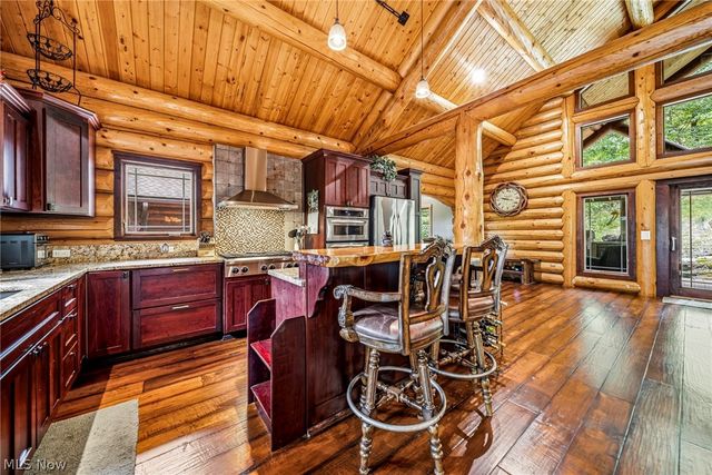 10506 Mayfield Road, Chesterland, OH 44026