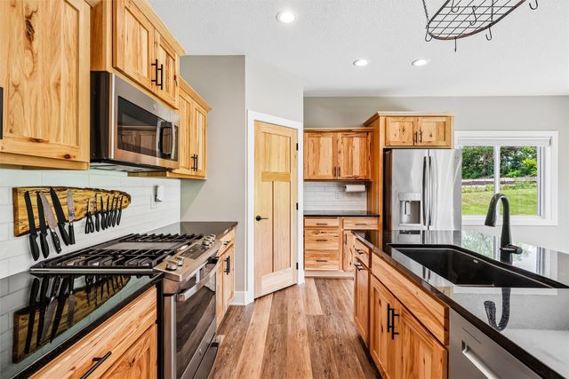 1823 Crabapple Lane, Granger, IA 50109