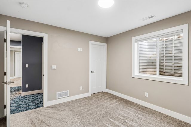 1823 Crabapple Lane, Granger, IA 50109