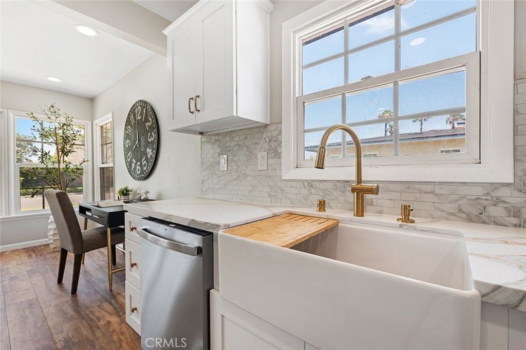 Image 12 of property listing at 10340 Clancey Avenue, Downey, CA 90241